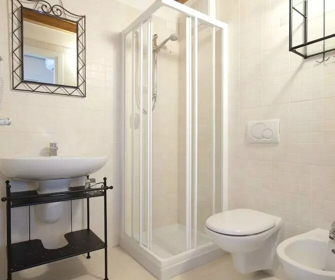 هتل Residenza Le Due Torri