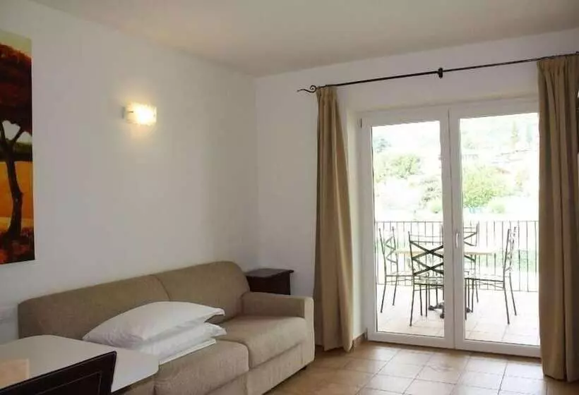 هتل Residenza Le Due Torri