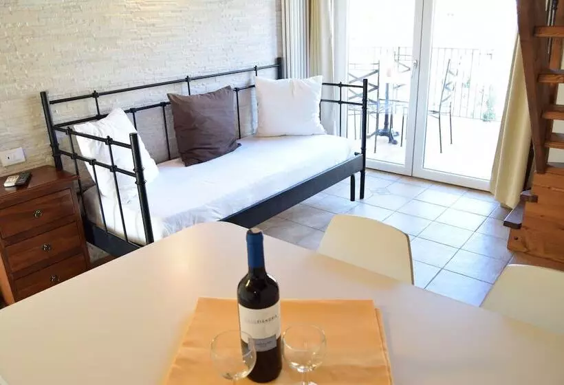هتل Residenza Le Due Torri