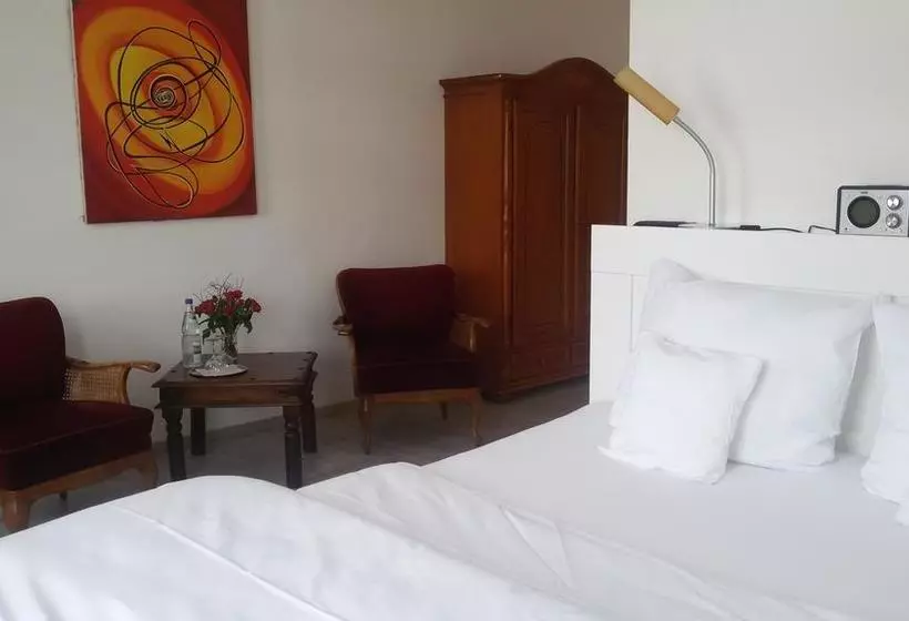 Hotelli Rhein Anker