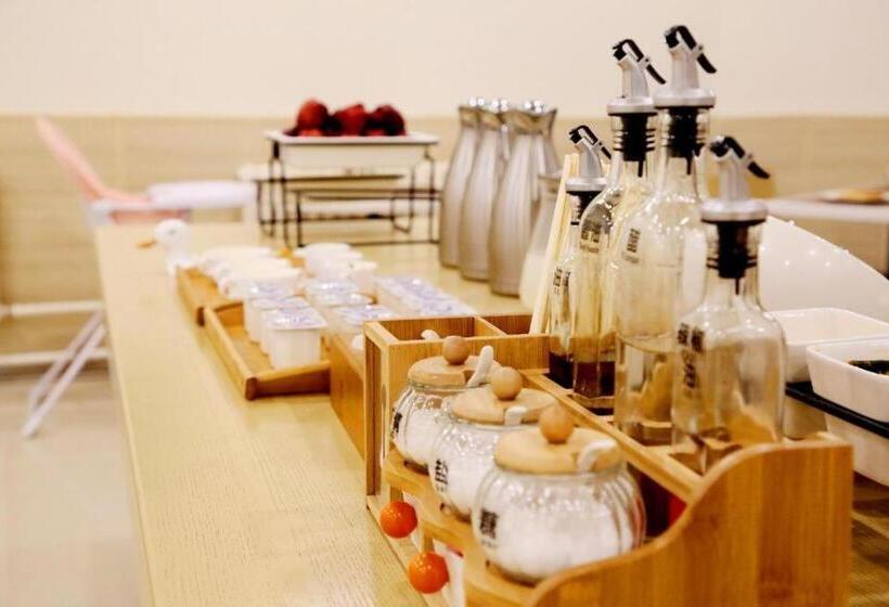 Hanting Hotel Harbin Railway Station