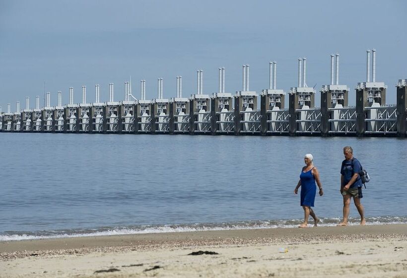 فندق Restaurant De Boekanier