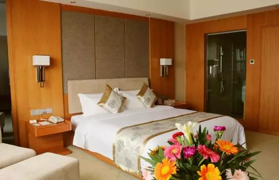 هتل The Grand Plaza