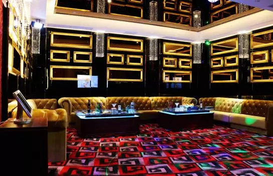 هتل The Grand Plaza