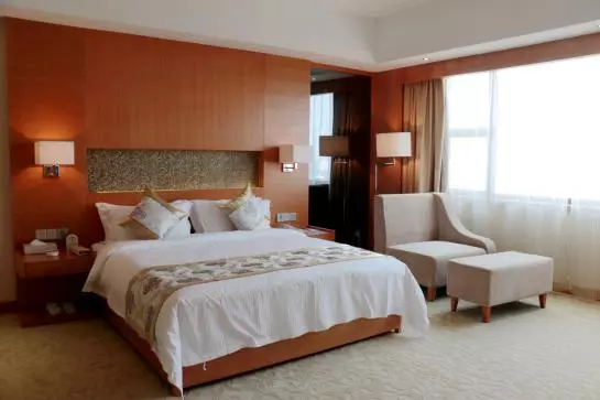هتل The Grand Plaza