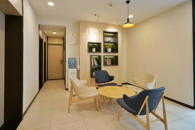 ホテル Hanting  Qingdao Taidong Wanda