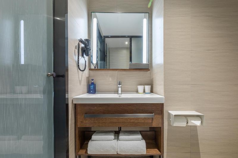 Hotel Hanting Qingdao Taidong Wanda