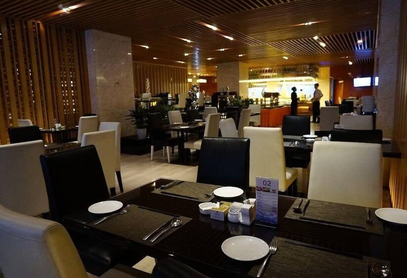 Manhattan Kinlen Hotel   Shishi