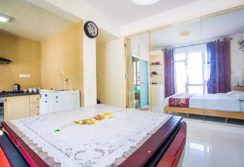 هتل Sanya Sunshine Holiday Apartment (yalong