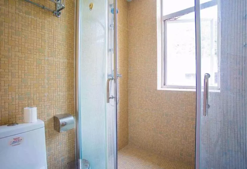 هتل Sanya Sunshine Holiday Apartment (yalong
