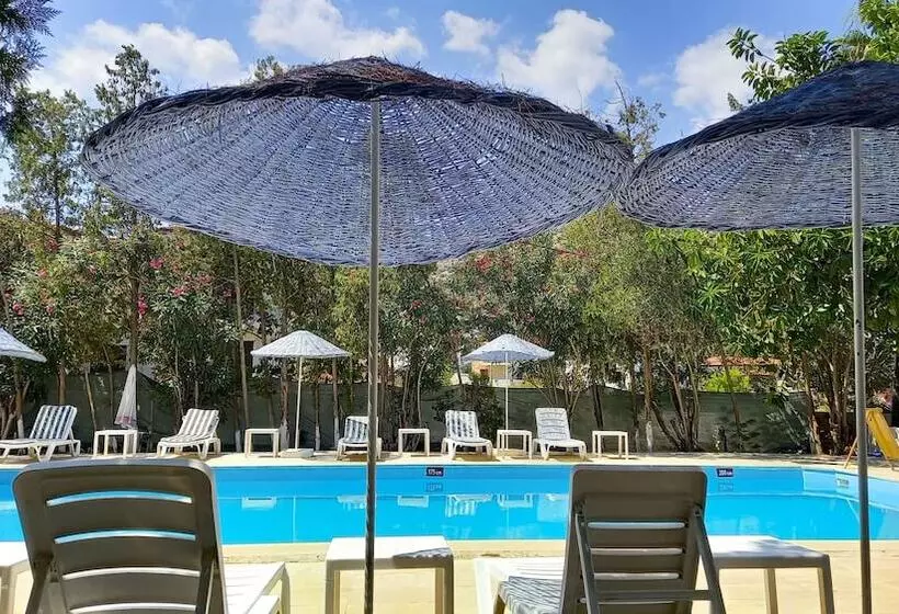 Hotel Tropicana