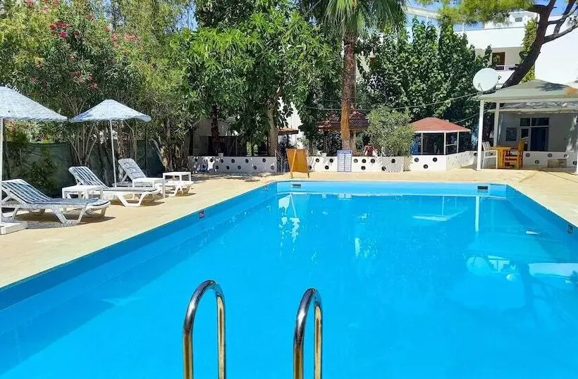 Hotel Tropicana