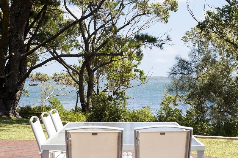 By The Beach B&b Self Contained Apartments