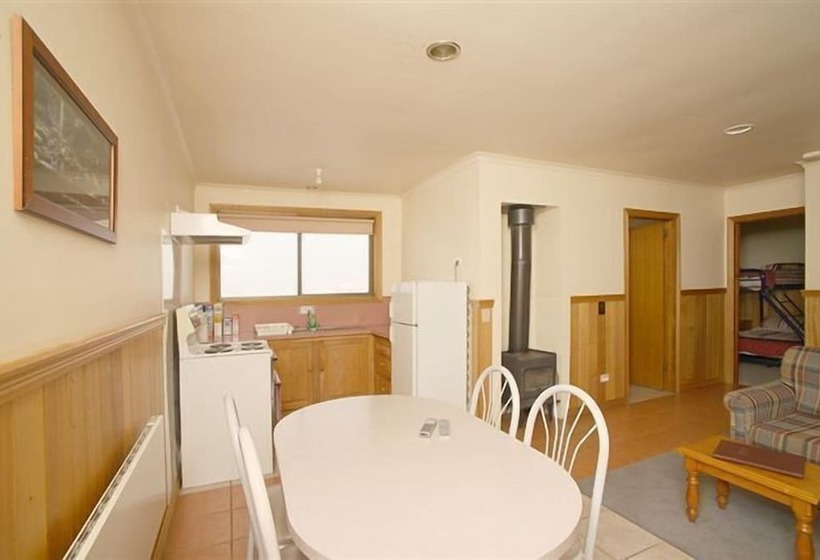 Hotell Apollo Bay Backpackers Lodge