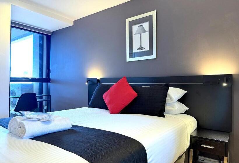 בית מלון כפרי Aura On Flinders Serviced Apartments