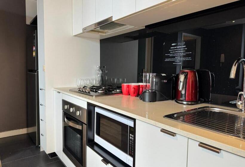 בית מלון כפרי Aura On Flinders Serviced Apartments