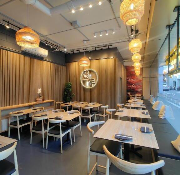 בית מלון כפרי Aura On Flinders Serviced Apartments