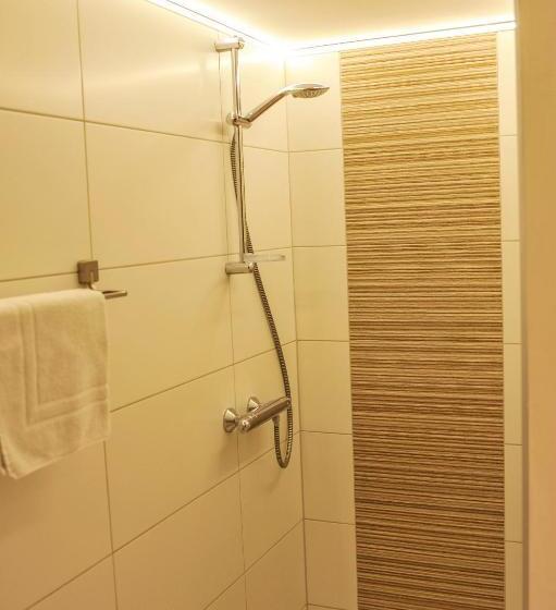 فندق B&b De Dubbelmolen