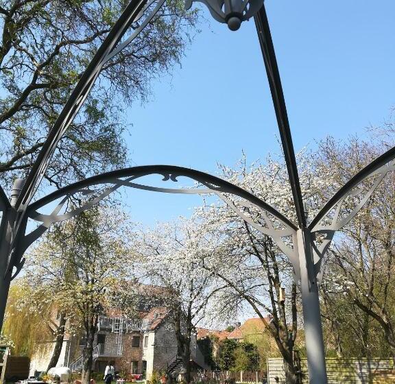 فندق B&b De Dubbelmolen