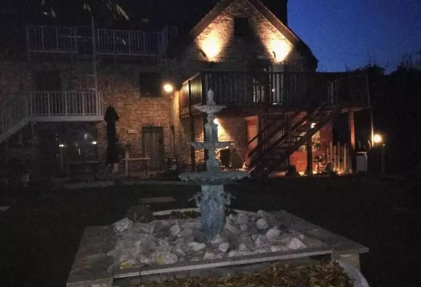 Hotelli B&b De Dubbelmolen