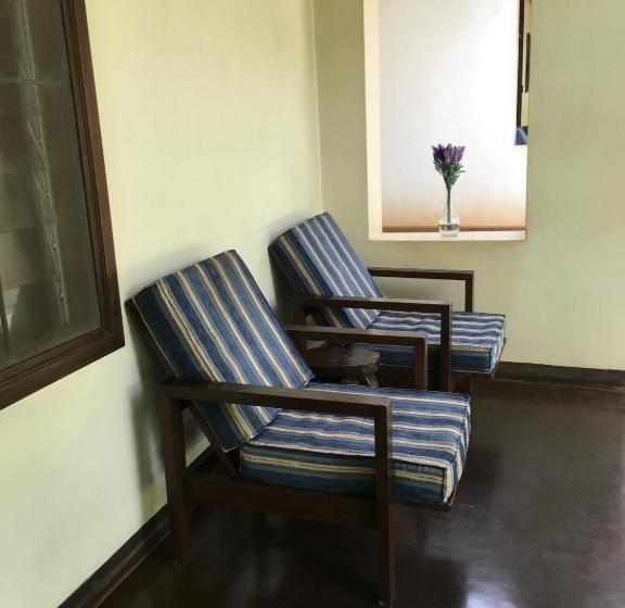 בית מלון כפרי Bristol Cottages Kilimanjaro