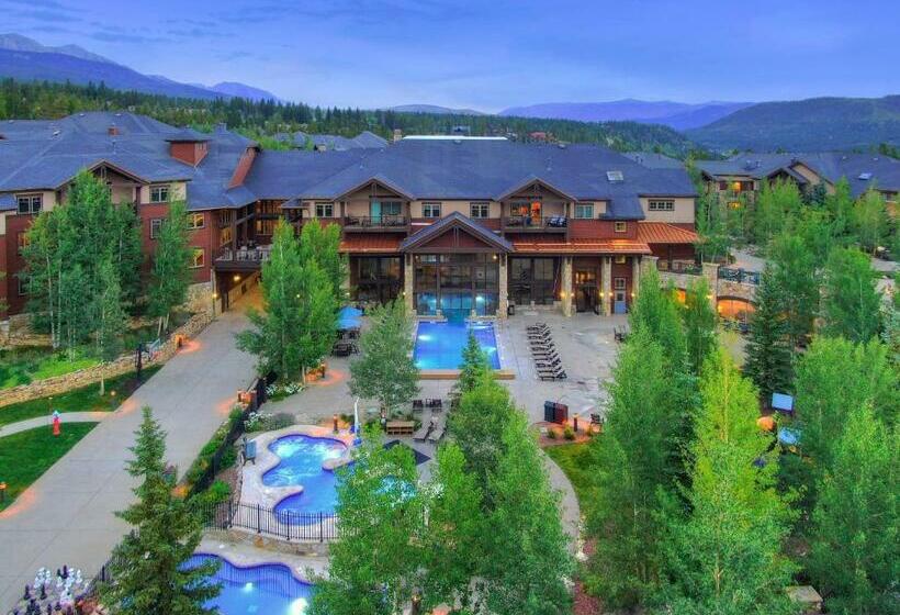 هتل Grand Timber Lodge