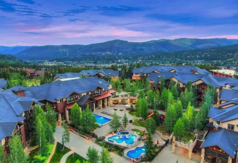 هتل Grand Timber Lodge