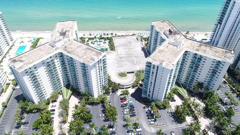 فندق Hollywood Condos