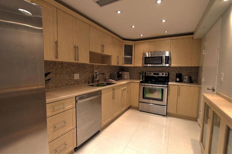 فندق Hollywood Condos