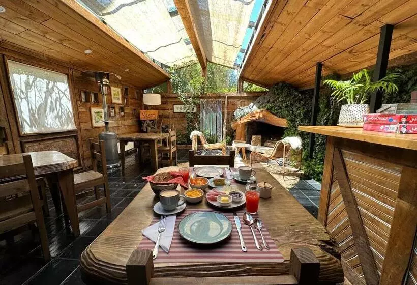 ホテル Newen B&b