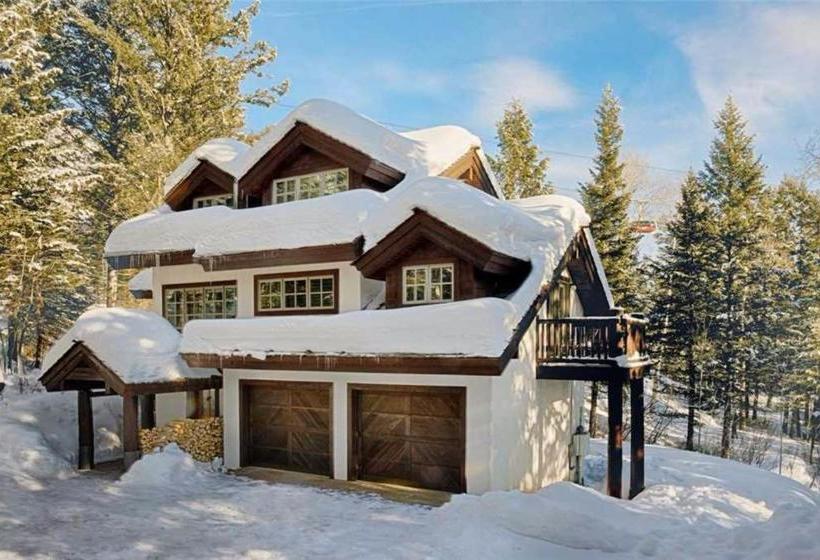 هتل Phoenix House