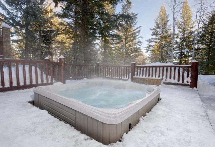 هتل Phoenix House