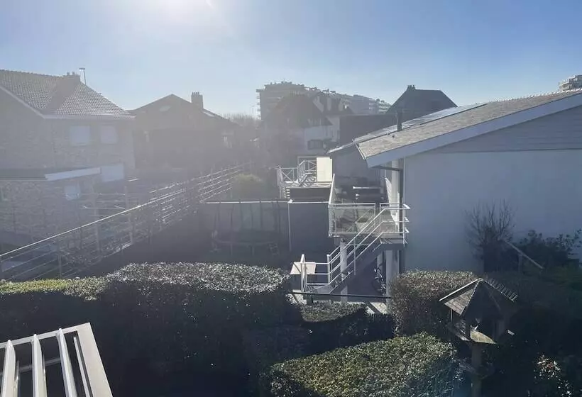 ホテル Villa