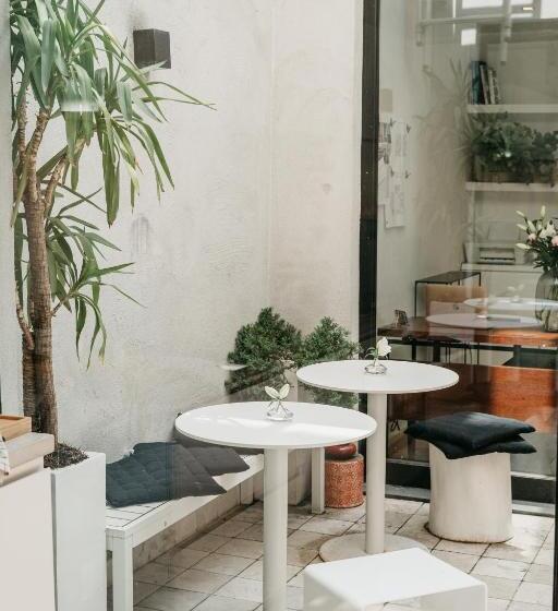 The 1880 Residence By Domani Hotels