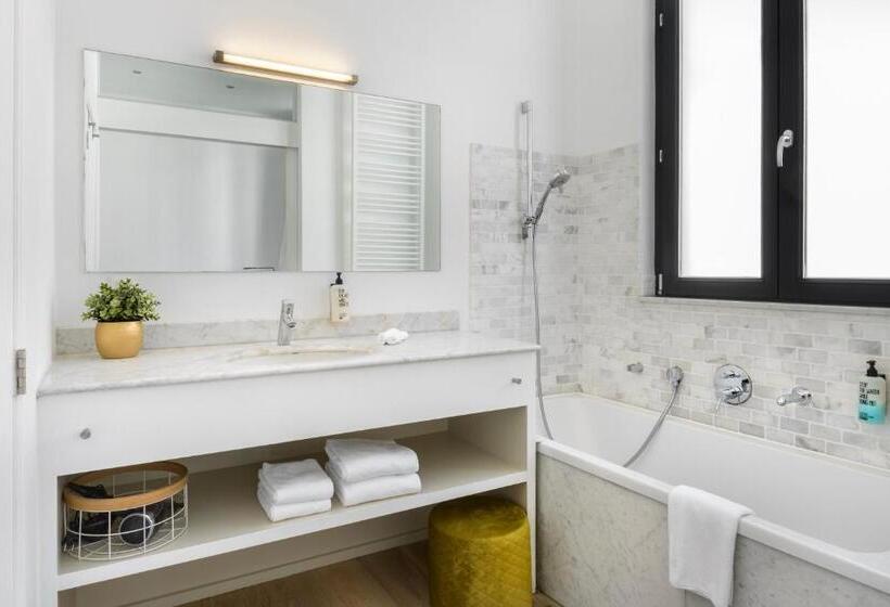 The 1880 Residence By Domani Hotels