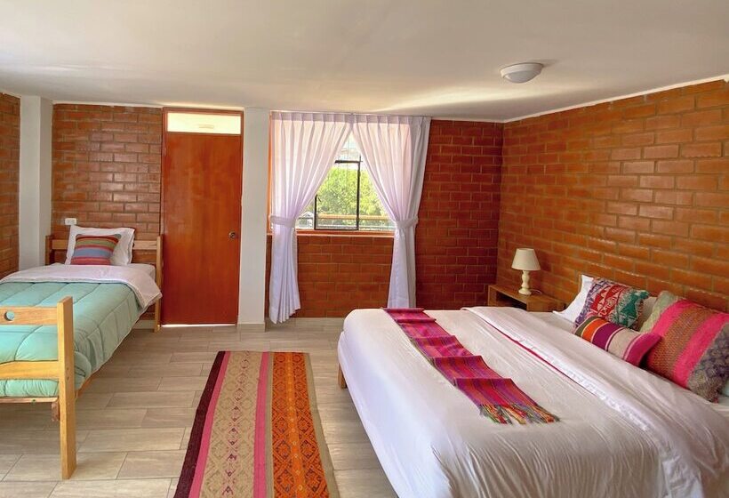 Tupac Hostel Huaraz