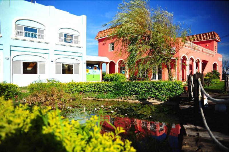 تختخواب و صبحانه Kenting Avignon