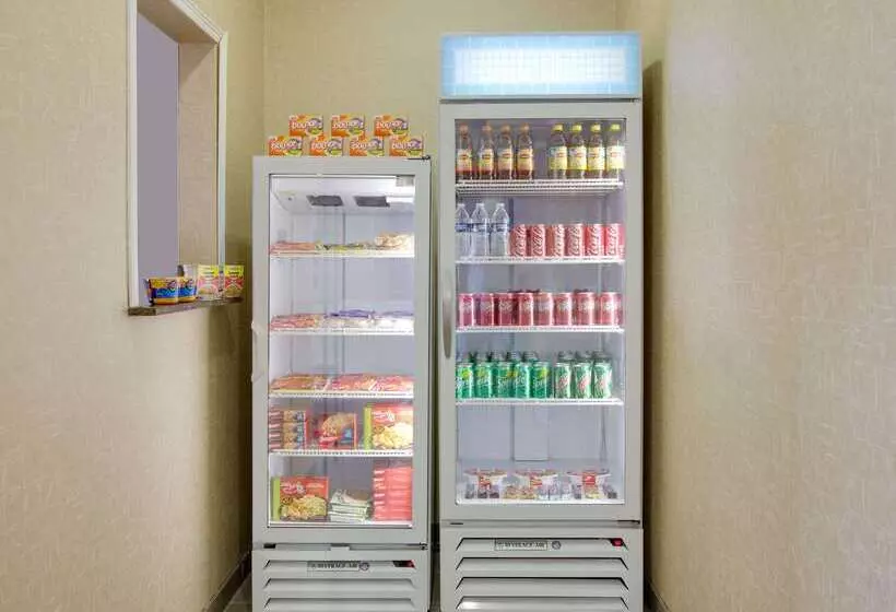 Hotelli Quality Inn & Suites