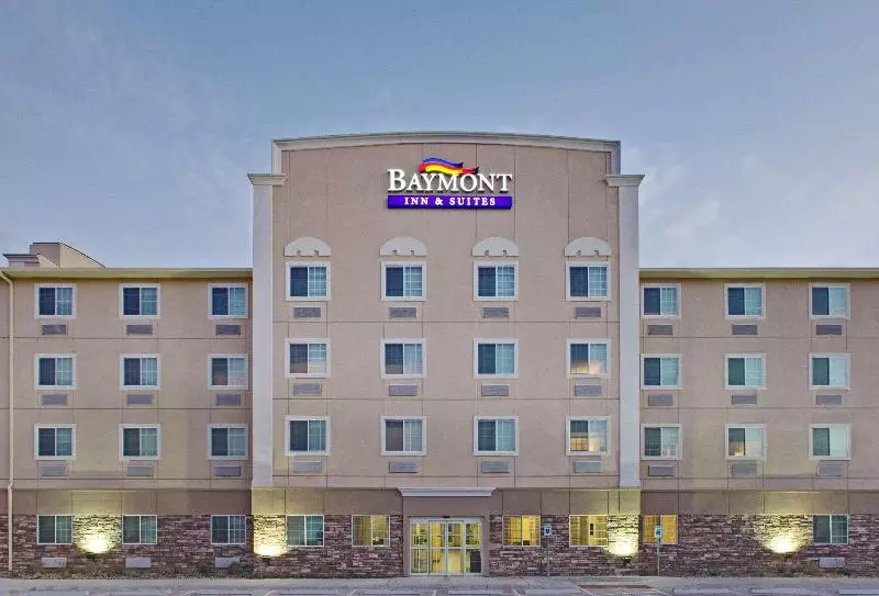 Hotelli Quality Inn & Suites