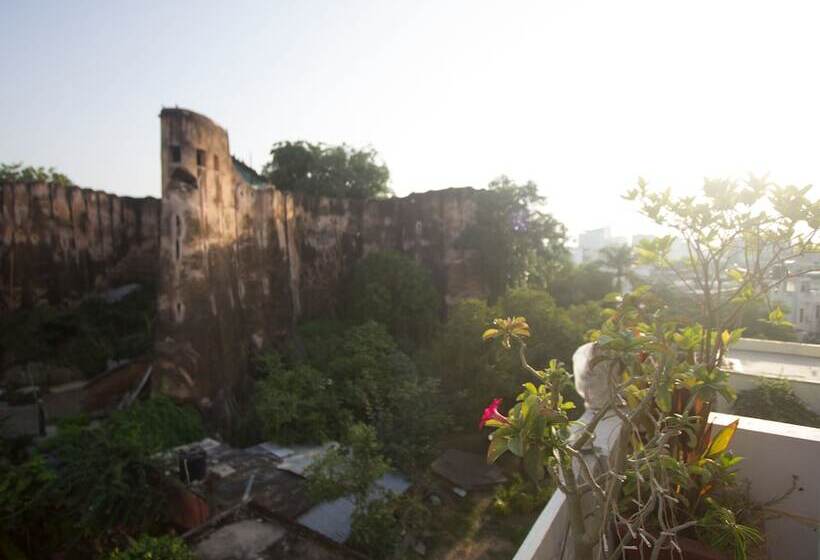 호텔 Chitra Katha  A Story Per Stay