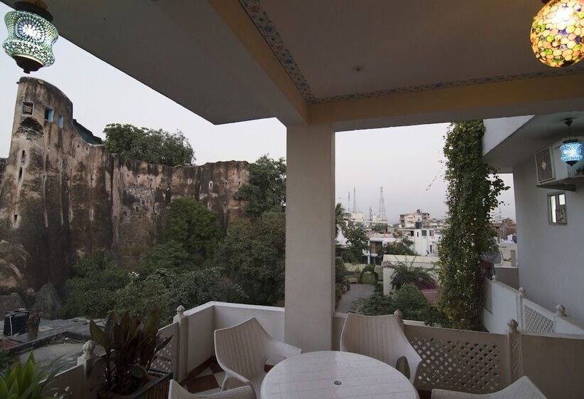 فندق Chitra Katha  A Story Per Stay