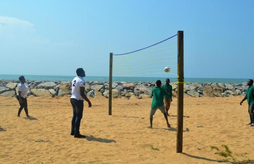 Отель Elmina Bay Resort