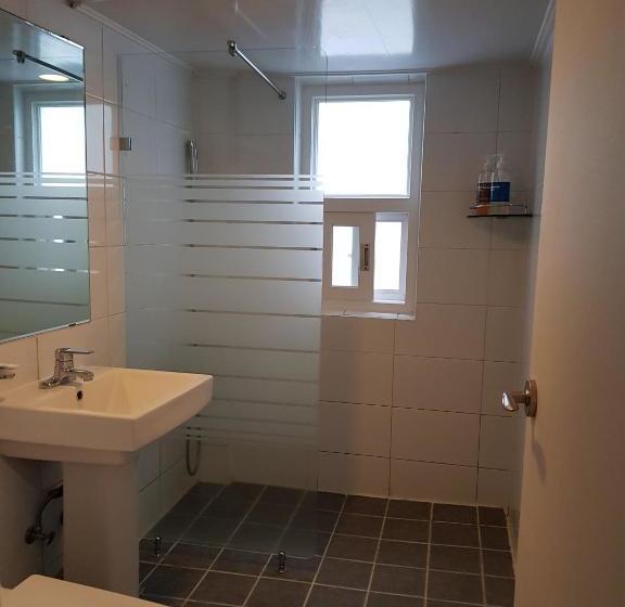 Отель Gaon J Stay