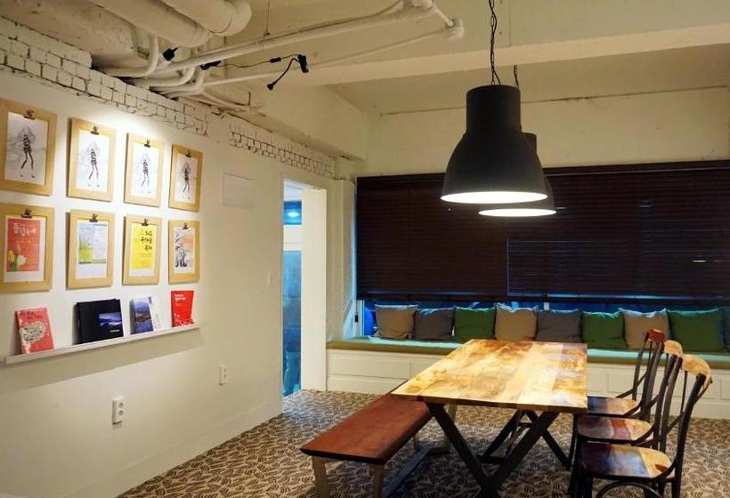 Отель Gaon J Stay