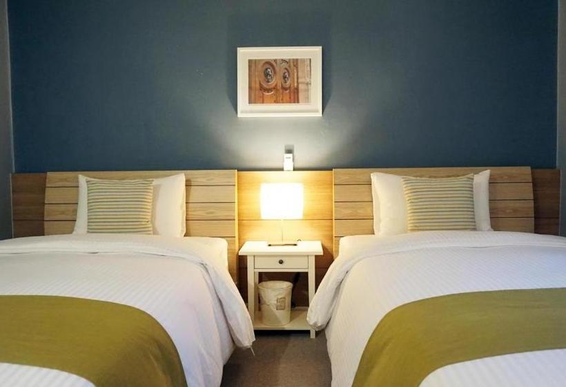 Отель Gaon J Stay