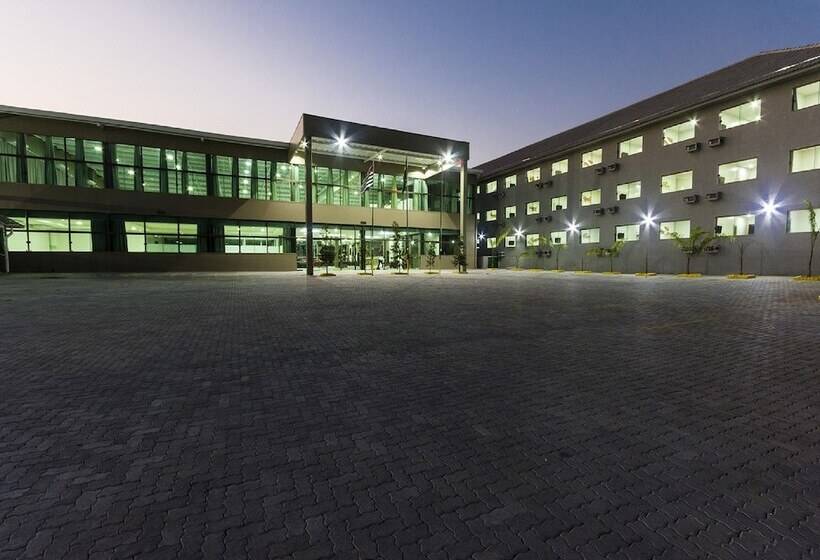 בית מלון כפרי Golden Park Sorocaba & Convenções   By Nacional Inn