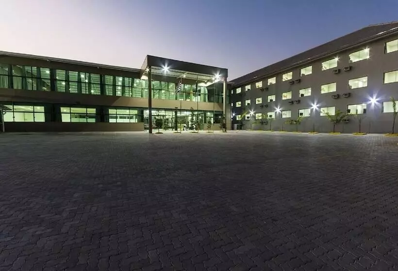 ホテル Golden Park Sorocaba & Convenções   By Nacional Inn