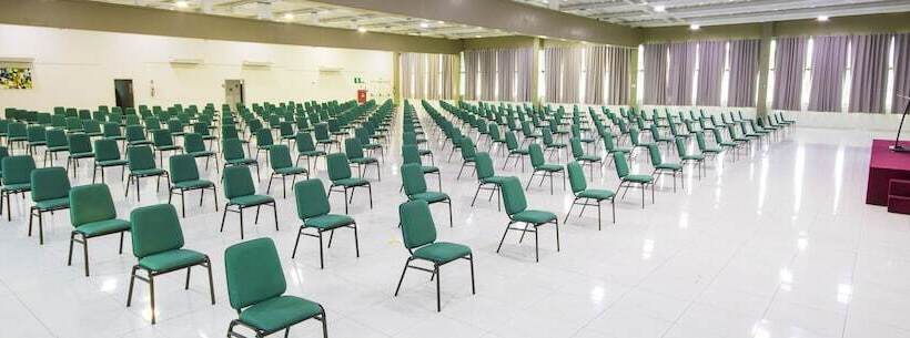 בית מלון כפרי Golden Park Sorocaba & Convenções   By Nacional Inn