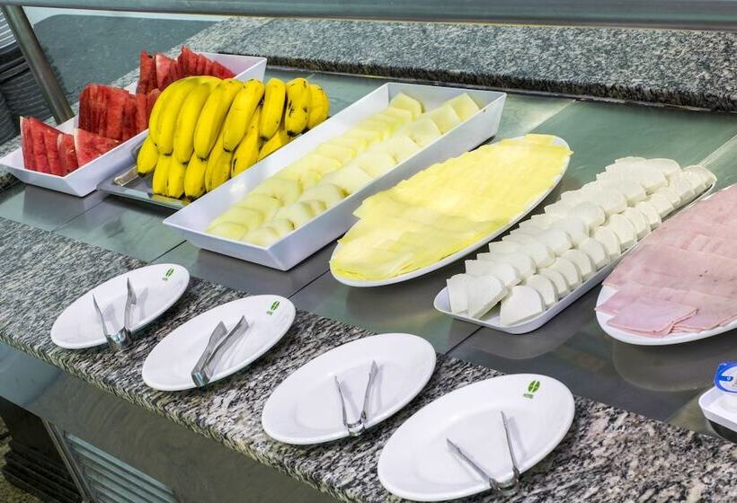 בית מלון כפרי Golden Park Sorocaba & Convenções   By Nacional Inn