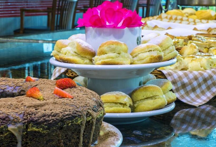 בית מלון כפרי Golden Park Sorocaba & Convenções   By Nacional Inn